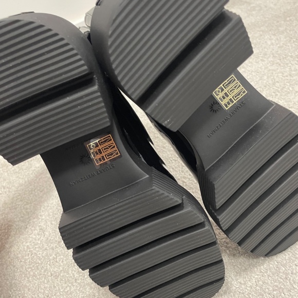 Stuart Weitzman Soho Black Patent Bootie NWOT 8 - Picture 6 of 10